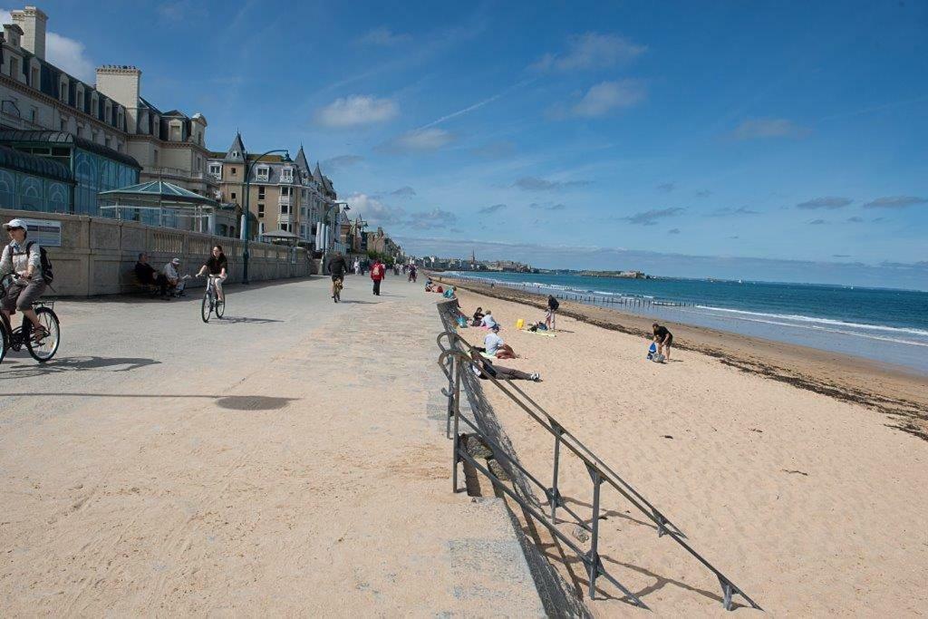 Appartement Les Pieds Dans L'Eau - Residence Sur La Plage Saint-Malo Exterior foto