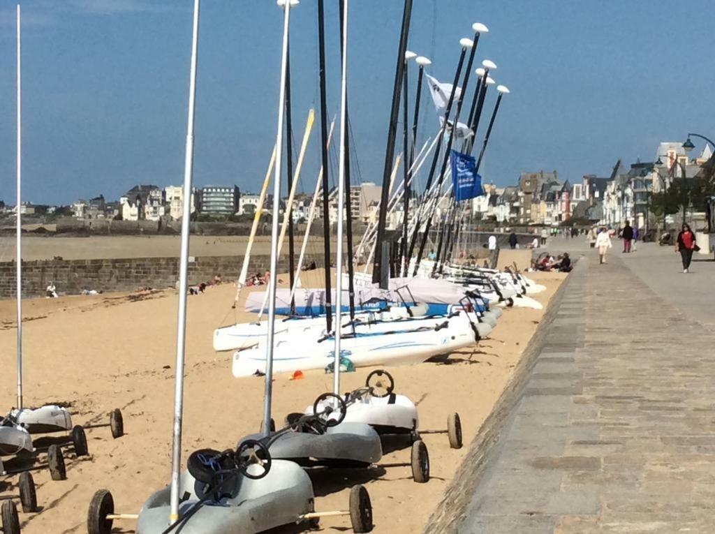 Appartement Les Pieds Dans L'Eau - Residence Sur La Plage Saint-Malo Exterior foto